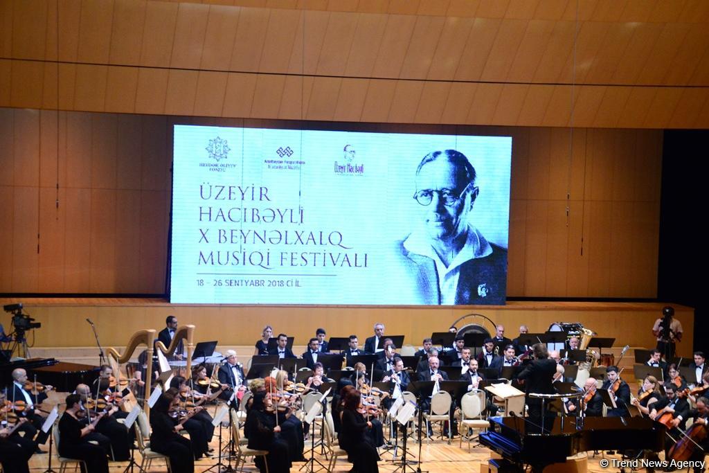 Üzeyir Hacıbəyli X Beynəlxalq Musiqi Festivalının təntənəli açılış mərasimi olub (FOTO)