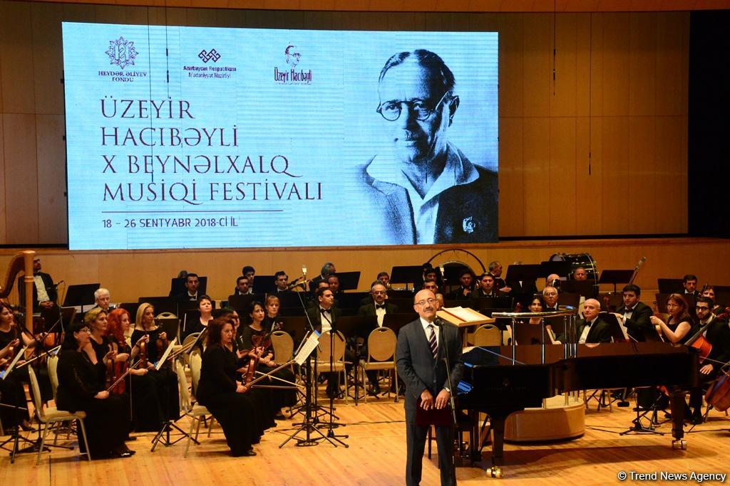 Üzeyir Hacıbəyli X Beynəlxalq Musiqi Festivalının təntənəli açılış mərasimi olub (FOTO)