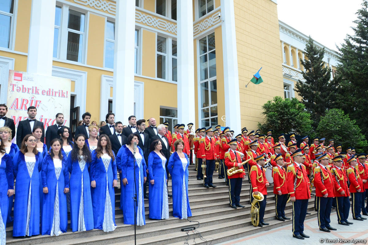 Milli Musiqi Günü münasibətilə Milli Konservatoriyada konsert proqramı təqdim olunub (FOTO)