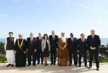 Prezident İlham Əliyev: Azərbaycan beynəlxalq aləmdə fəal əməkdaşlıq həyata keçirir və ölkəmizin dostlarının sayı gündən-günə artır (FOTO) (YENİLƏNİB)
