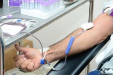 Bu saata Təzəpirdə Aşura ilə bağlı 130 nəfər qan verdi (FOTO)