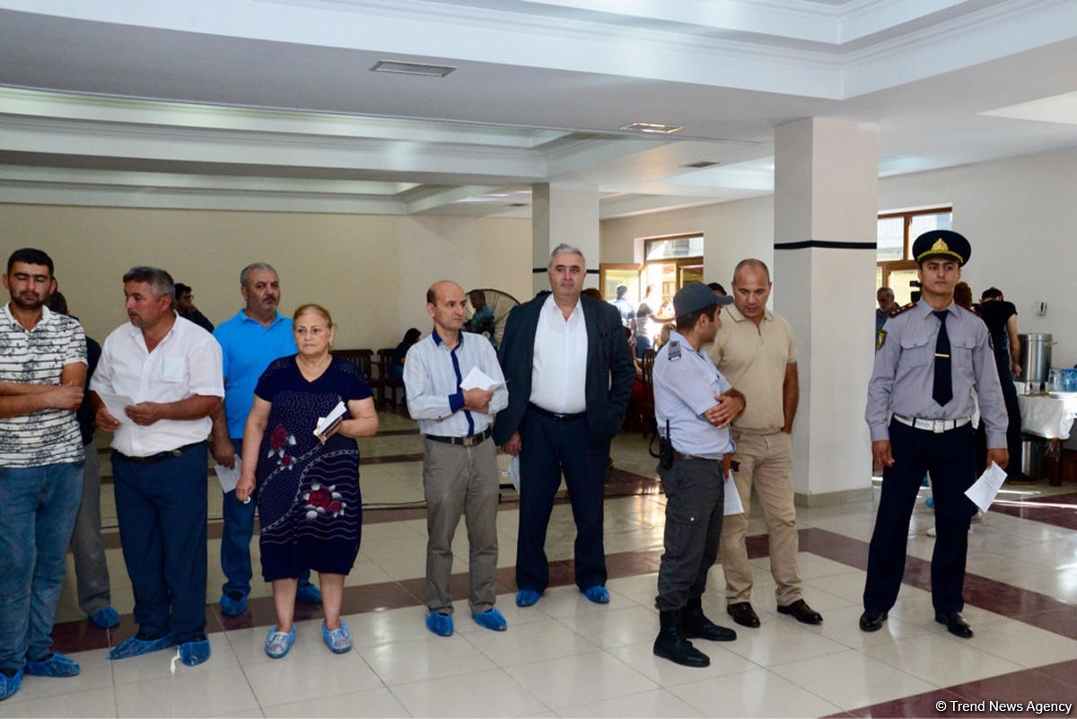 Bu saata Təzəpirdə Aşura ilə bağlı 130 nəfər qan verdi (FOTO)