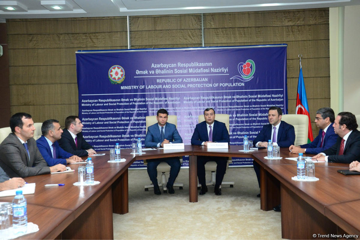 ƏƏSMN və Kiçik və Orta Biznesin İnkişafı Agentliyi memorandum imzalayıb (FOTO)