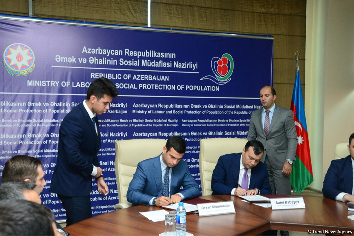 ƏƏSMN və Kiçik və Orta Biznesin İnkişafı Agentliyi memorandum imzalayıb (FOTO)