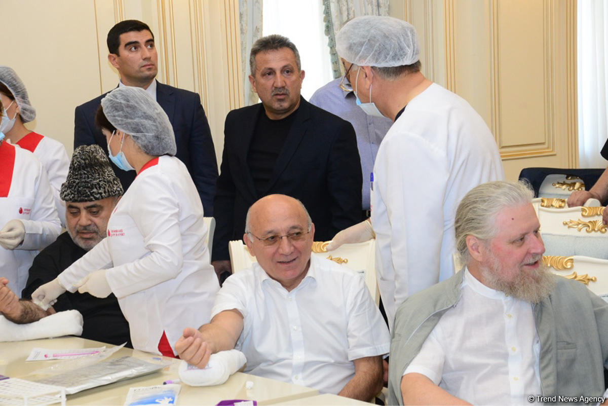 Qafqaz Müsəlmanları İdarəsində qanvermə aksiyası keçirilib (FOTO)