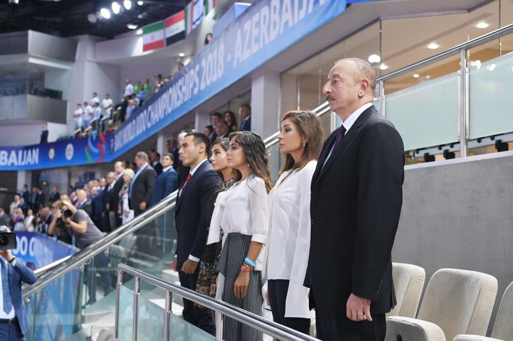 Prezident İlham Əliyev və birinci xanım Mehriban Əliyeva Bakıda cüdo üzrə dünya çempionatının açılış mərasimində iştirak ediblər (YENİLƏNİB-3) (FOTO)