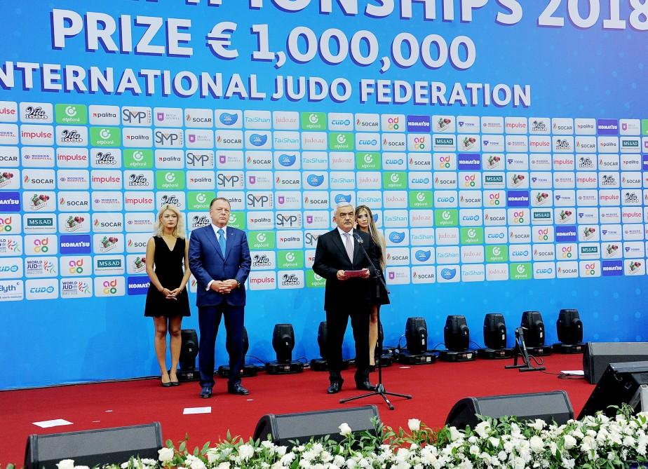 Prezident İlham Əliyev və birinci xanım Mehriban Əliyeva Bakıda cüdo üzrə dünya çempionatının açılış mərasimində iştirak ediblər (YENİLƏNİB-3) (FOTO)