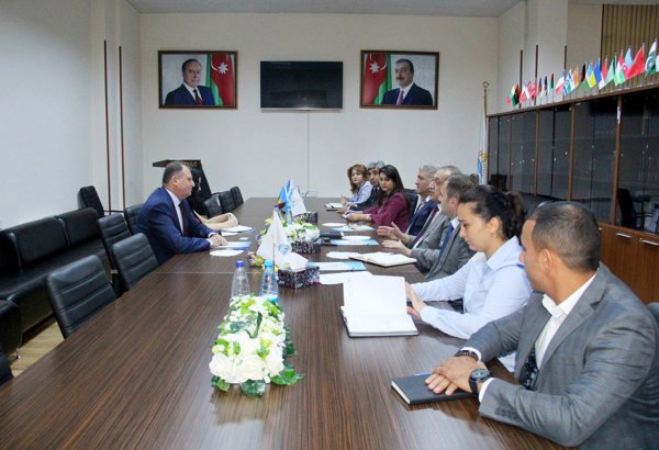 Moldovanın Azərbaycandakı səfiri Bilik Fondunda olub (FOTO)