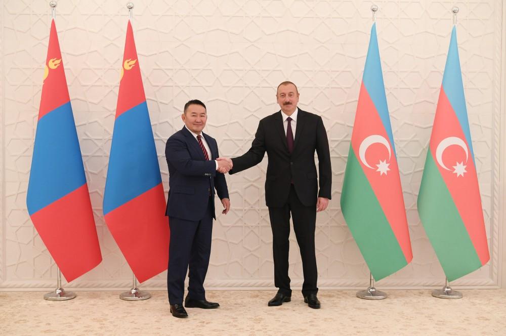 Azərbaycan və Monqolustan prezidentlərinin görüşü olub (FOTO) (YENİLƏNİB)