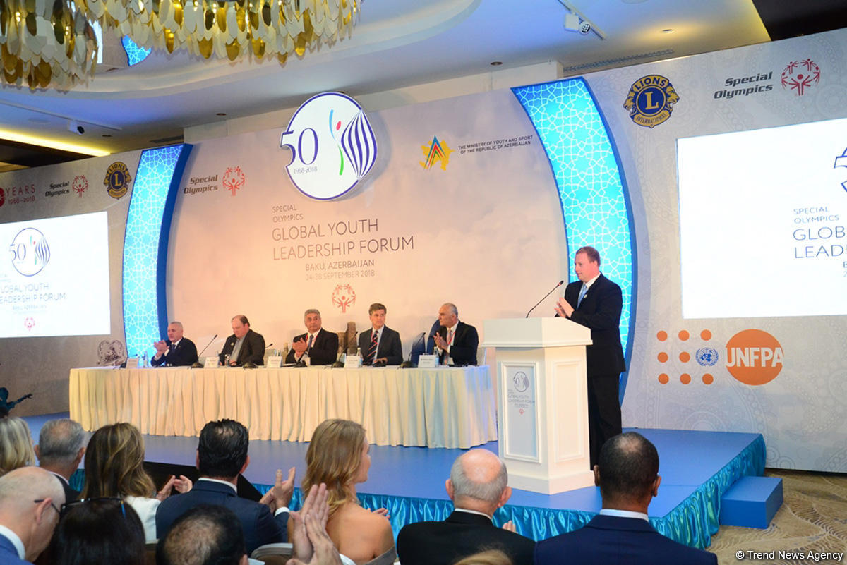 Bakıda Xüsusi Olimpiya Hərəkatı Gənc Liderlər forumu öz işinə başlayıb (FOTO)