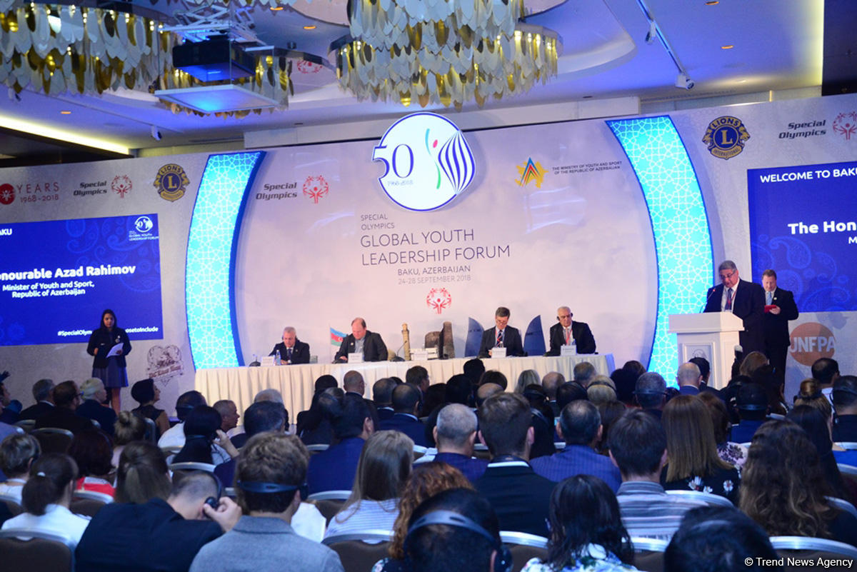 Bakıda Xüsusi Olimpiya Hərəkatı Gənc Liderlər forumu öz işinə başlayıb (FOTO)