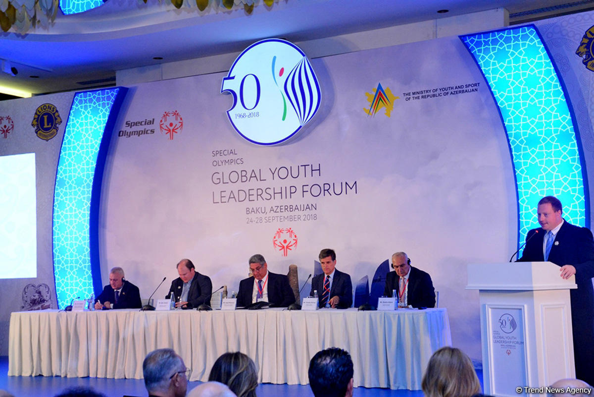 Bakıda Xüsusi Olimpiya Hərəkatı Gənc Liderlər forumu öz işinə başlayıb (FOTO)