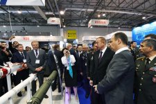 Prezident İlham Əliyev üçüncü “ADEX-2018” Azərbaycan Beynəlxalq müdafiə sərgisi ilə tanış olub (FOTO) (YENİLƏNİB)