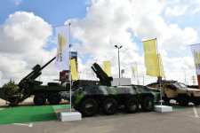 Prezident İlham Əliyev üçüncü “ADEX-2018” Azərbaycan Beynəlxalq müdafiə sərgisi ilə tanış olub (FOTO) (YENİLƏNİB)