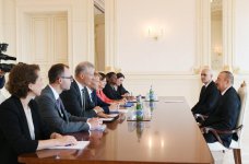 Prezident İlham Əliyev Avropa İnvestisiya Bankının vitse-prezidentinin başçılıq etdiyi nümayəndə heyətini qəbul edib (YENİLƏNİB) (FOTO)