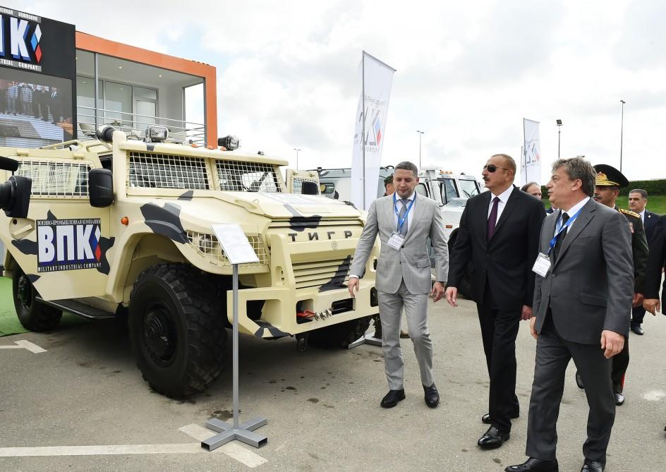 Prezident İlham Əliyev üçüncü “ADEX-2018” Azərbaycan Beynəlxalq müdafiə sərgisi ilə tanış olub (FOTO) (YENİLƏNİB)