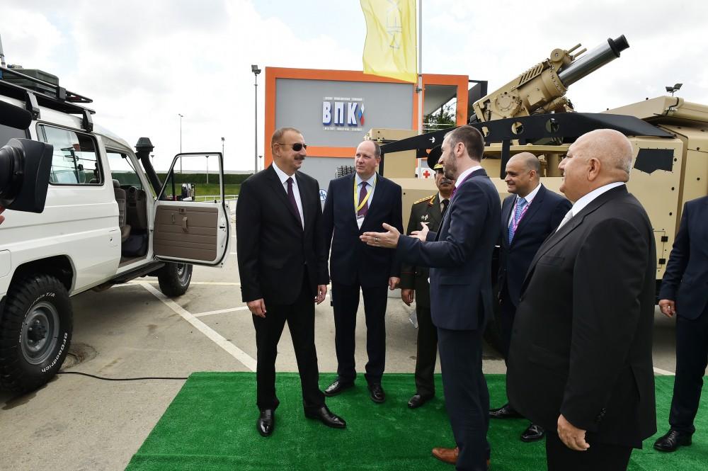Prezident İlham Əliyev üçüncü “ADEX-2018” Azərbaycan Beynəlxalq müdafiə sərgisi ilə tanış olub (FOTO) (YENİLƏNİB)