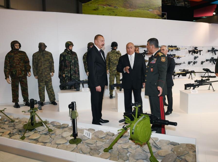 Prezident İlham Əliyev üçüncü “ADEX-2018” Azərbaycan Beynəlxalq müdafiə sərgisi ilə tanış olub (FOTO) (YENİLƏNİB)
