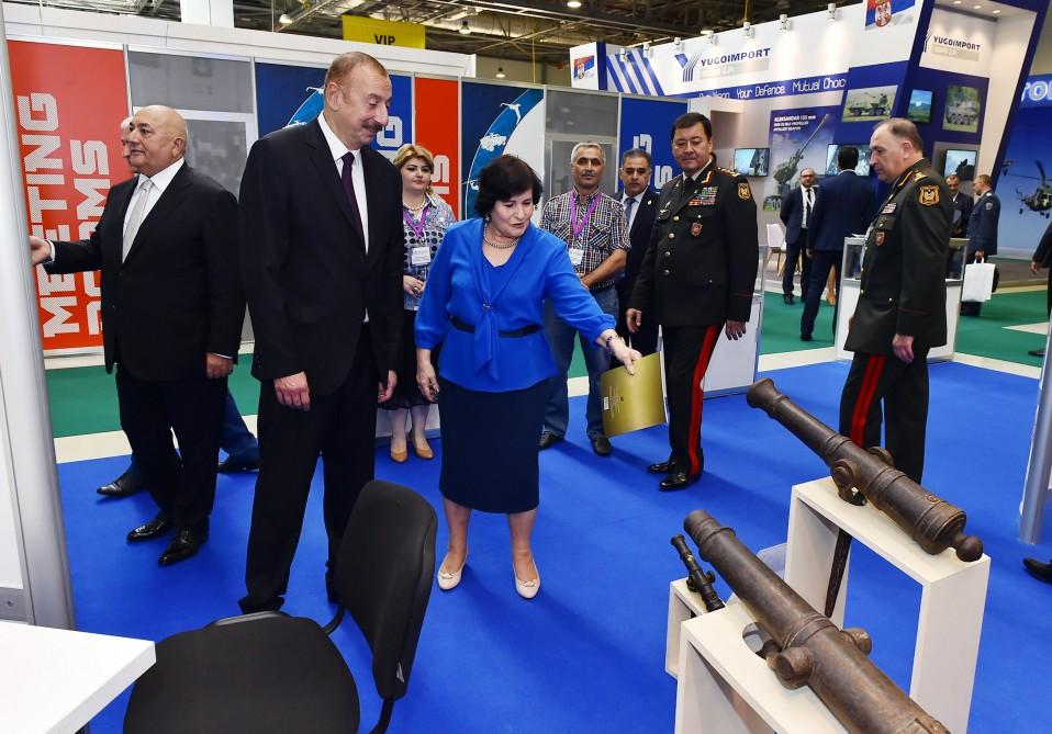 Prezident İlham Əliyev üçüncü “ADEX-2018” Azərbaycan Beynəlxalq müdafiə sərgisi ilə tanış olub (FOTO) (YENİLƏNİB)