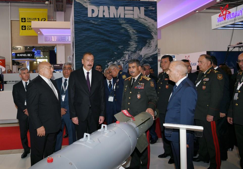 Prezident İlham Əliyev üçüncü “ADEX-2018” Azərbaycan Beynəlxalq müdafiə sərgisi ilə tanış olub (FOTO) (YENİLƏNİB)
