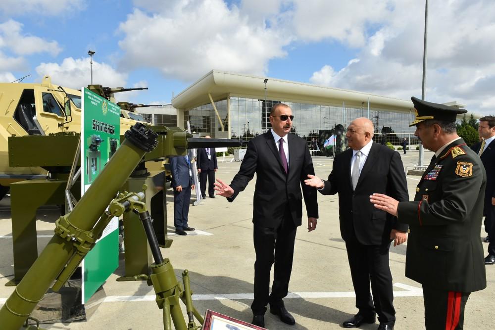 Prezident İlham Əliyev üçüncü “ADEX-2018” Azərbaycan Beynəlxalq müdafiə sərgisi ilə tanış olub (FOTO) (YENİLƏNİB)
