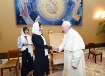 Azərbaycanın Birinci vitse-prezidenti Mehriban Əliyeva Roma Papası Fransisk ilə görüşüb (FOTO) (YENİLƏNİB)