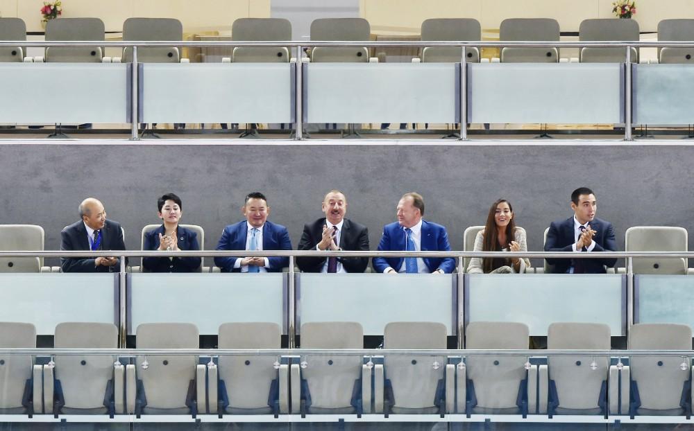 Prezident İlham Əliyev cüdo üzrə dünya çempionatında final görüşünə baxıb (YENİLƏNİB) (FOTO)