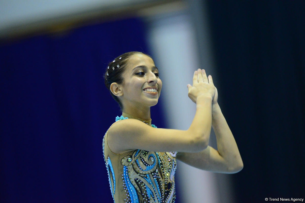 Akrobatika gimnastikası üzrə 25-ci Azərbaycan və Bakı birinciliyinə start verildi (FOTO)