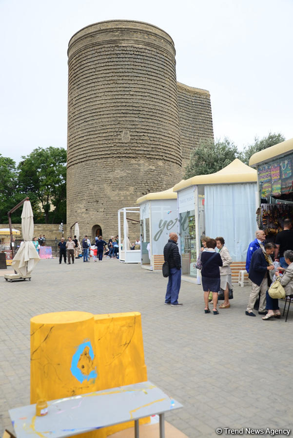 Nəsimi Festivalı çəçivəsində "Qız Qalası" festivalı başlayıb (FOTO)