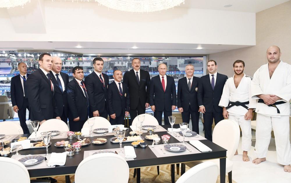 Azərbaycanın Prezidenti və Birinci vitse-prezidenti, Rusiya və Monqolustan prezidentləri cüdo üzrə dünya çempionatının qarışıq komanda yarışlarına baxıblar (YENİLƏNİB-2) (FOTO)