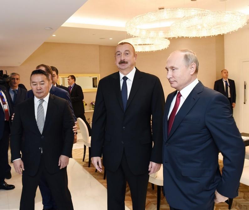Azərbaycanın Prezidenti və Birinci vitse-prezidenti, Rusiya və Monqolustan prezidentləri cüdo üzrə dünya çempionatının qarışıq komanda yarışlarına baxıblar (YENİLƏNİB-2) (FOTO)