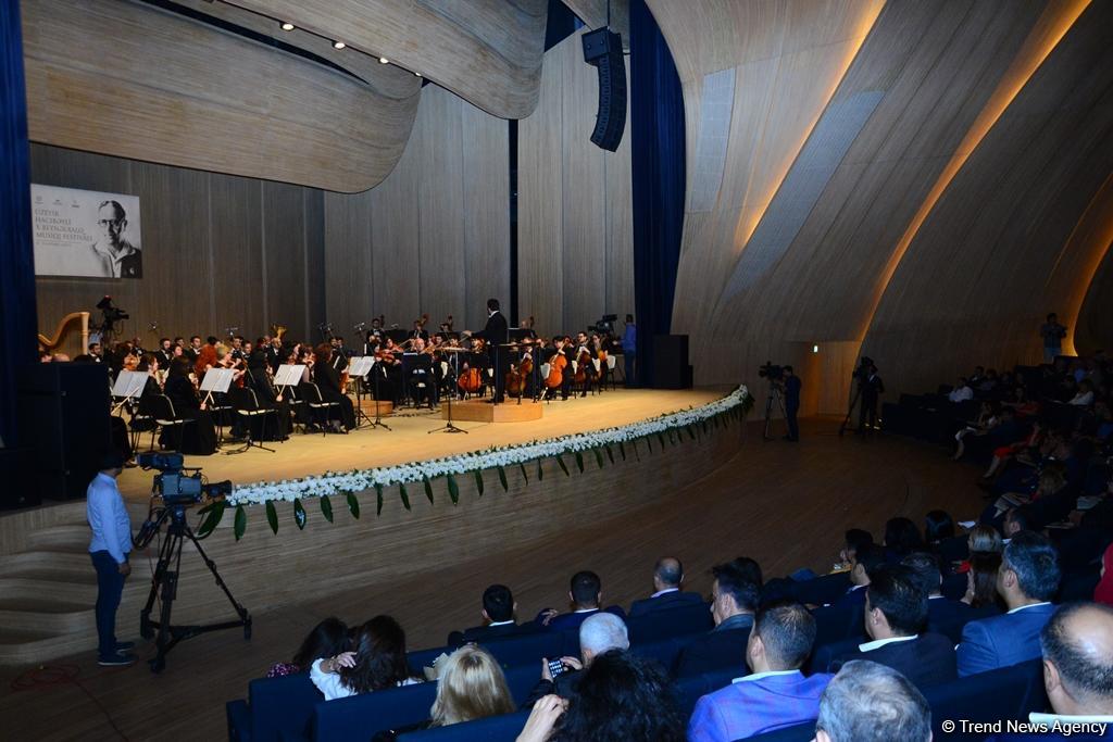 Üzeyir Hacıbəyli X Beynəlxalq Musiqi Festivalı başa çatıb (FOTO)