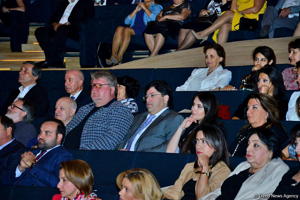 Üzeyir Hacıbəyli X Beynəlxalq Musiqi Festivalı başa çatıb (FOTO)