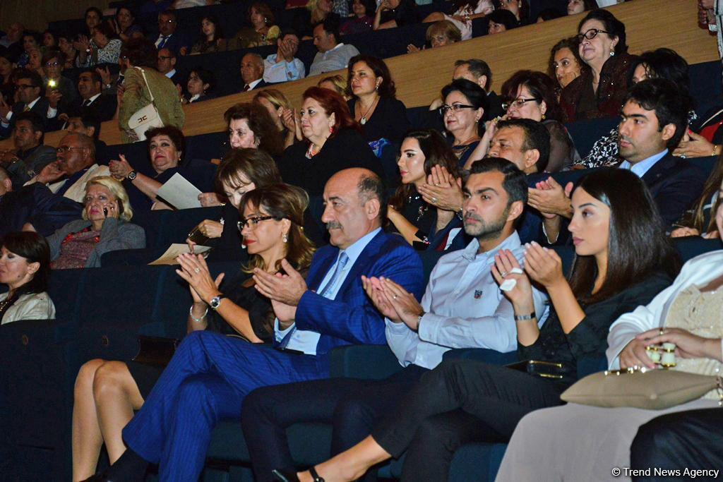 Üzeyir Hacıbəyli X Beynəlxalq Musiqi Festivalı başa çatıb (FOTO)