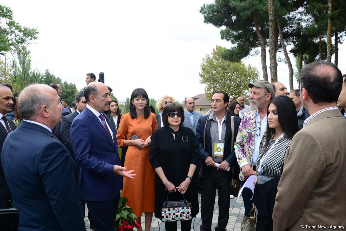 Şamaxıda Nəsimi – şeir, incəsənət və mənəviyyat festivalının təntənəli açılış mərasimi olub (YENİLƏNİB) (FOTO)