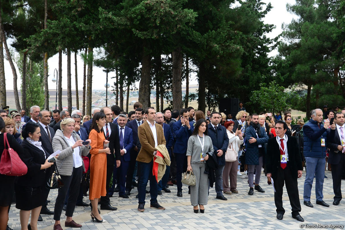 Şamaxıda Nəsimi – şeir, incəsənət və mənəviyyat festivalının təntənəli açılış mərasimi olub (YENİLƏNİB) (FOTO)