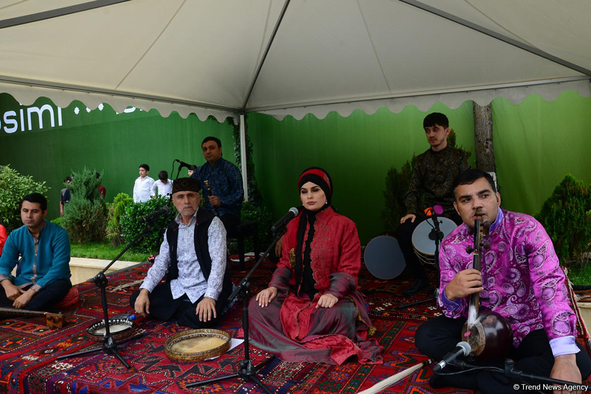 Şamaxıda Nəsimi – şeir, incəsənət və mənəviyyat festivalının təntənəli açılış mərasimi olub (YENİLƏNİB) (FOTO)