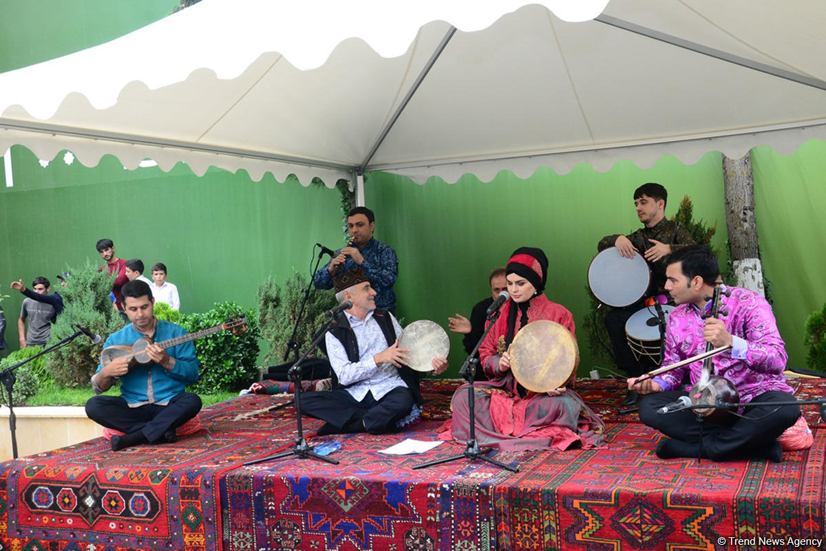 Şamaxıda Nəsimi – şeir, incəsənət və mənəviyyat festivalının təntənəli açılış mərasimi olub (YENİLƏNİB) (FOTO)