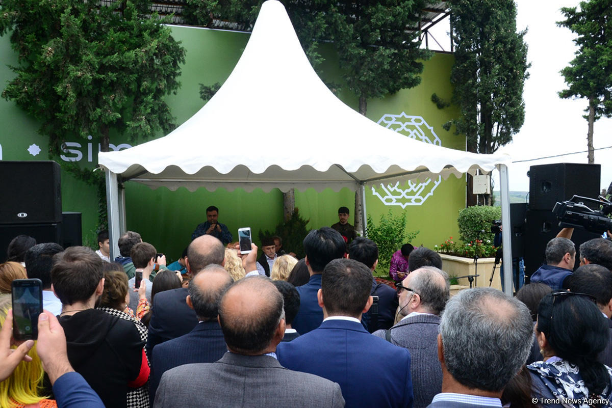 Şamaxıda Nəsimi – şeir, incəsənət və mənəviyyat festivalının təntənəli açılış mərasimi olub (YENİLƏNİB) (FOTO)