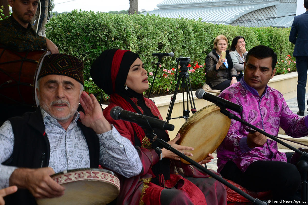 Şamaxıda Nəsimi – şeir, incəsənət və mənəviyyat festivalının təntənəli açılış mərasimi olub (YENİLƏNİB) (FOTO)
