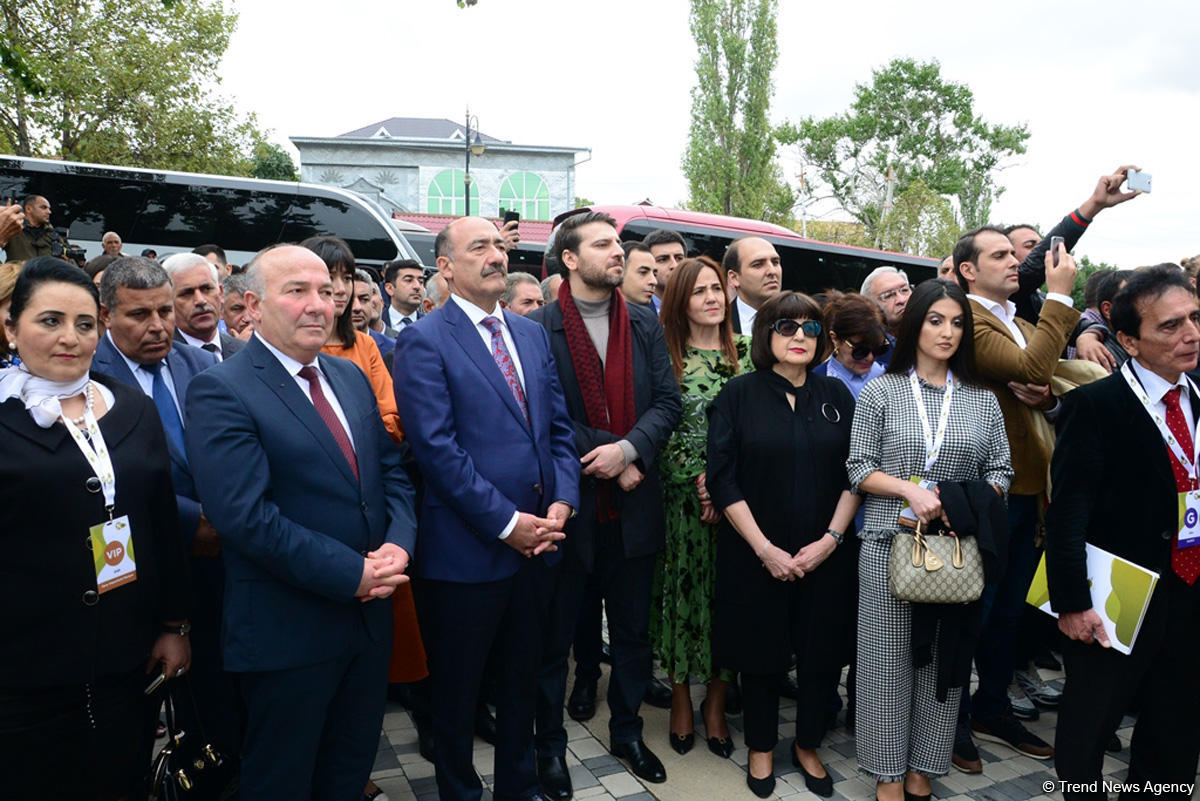 Şamaxıda Nəsimi – şeir, incəsənət və mənəviyyat festivalının təntənəli açılış mərasimi olub (YENİLƏNİB) (FOTO)