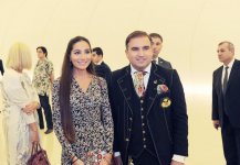 Leyla Əliyeva Heydər Əliyev Mərkəzində Nəsimi – şeir, sənət və mənəviyyat Festivalı çərçivəsində sərgilərin açılışında iştirak edib (FOTO)