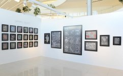 Leyla Əliyeva Heydər Əliyev Mərkəzində Nəsimi – şeir, sənət və mənəviyyat Festivalı çərçivəsində sərgilərin açılışında iştirak edib (FOTO)