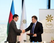 Kiçik və Orta Biznesin İnkişafı Agentliyi və Rusiyanın Azərbaycanlı Gənclər Birliyi arasında Memorandum imzalanıb (FOTO)