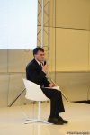 Heydər Əliyev Mərkəzində məşhur almaniyalı alim Mixael Hess “Nəsimi dühası müasir kontekstdə” mövzusunda mühazirə deyib (FOTO)