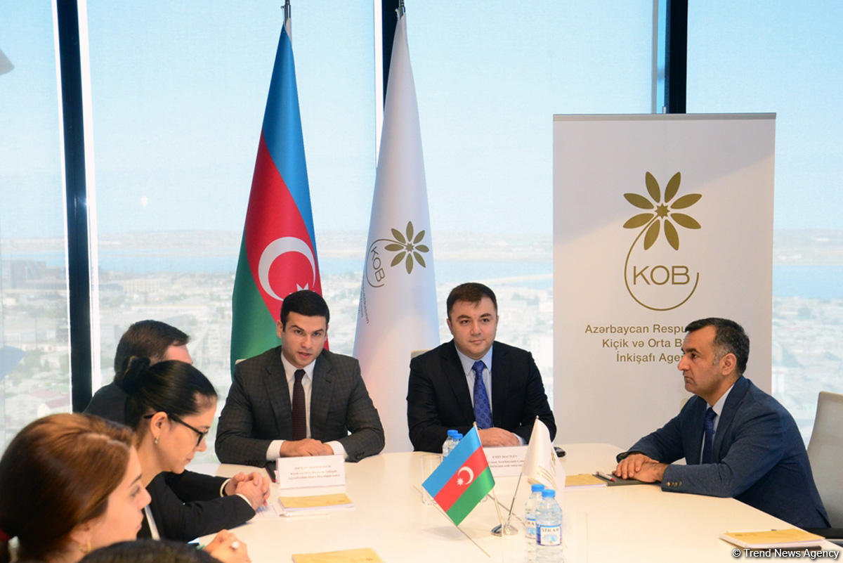 Kiçik və Orta Biznesin İnkişafı Agentliyi və Rusiyanın Azərbaycanlı Gənclər Birliyi arasında Memorandum imzalanıb (FOTO)
