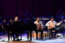 Heydər Əliyev Mərkəzində Nəsimi – şeir, incəsənət və mənəviyyat Festivalının təntənəli açılışı olub (FOTO)