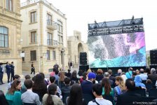 Nəsimi Festivalı çərçivəsində Şirvanşahlar sarayında maraqlı musiqi layihəsi təqdim edilib (FOTO)