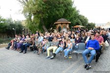 Nəsimi Festivalı çərçivəsində Şirvanşahlar sarayında maraqlı musiqi layihəsi təqdim edilib (FOTO)