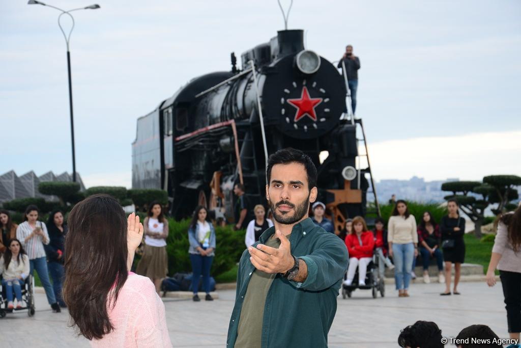 Nəsimi Festivalı çərçivəsində “DanceAbility” inklüziv rəqs qrupunun konserti olub (FOTO)